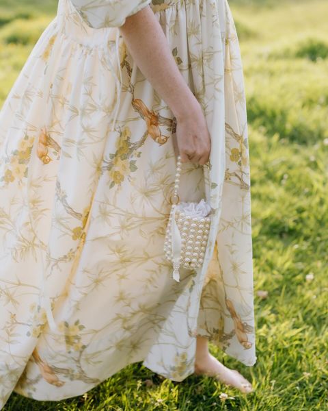 Bianca - lustrous pearls bucket bag with satin drawstring inner