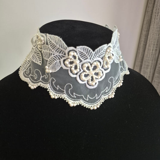 AMELIE - Hand Beaded Lace Bridal Choker Necklace | Chantilly Pearl Collection