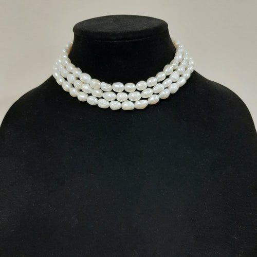 Nadia - natural freshwater pearls three strands necklace