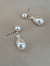 Load image into Gallery viewer, Alice - stud or earwire pearl drop earrings