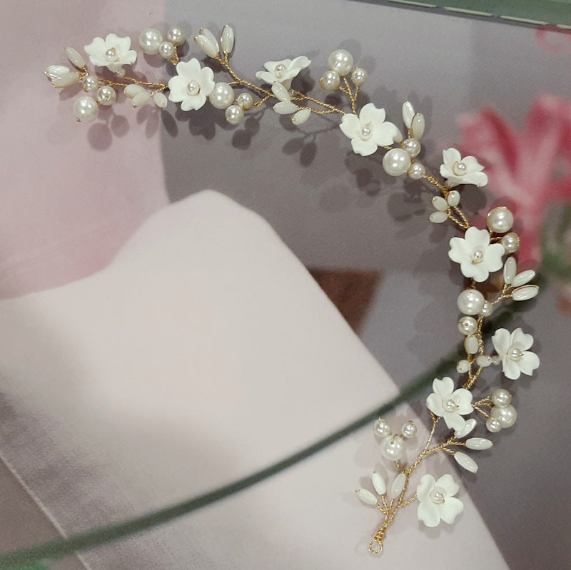 Clementine - crystal base pearls, shell beads and polymer clay flowers hair vine