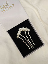 Load image into Gallery viewer, Eden - freshwater pearls or polymer clay flowers U shaped hair pins