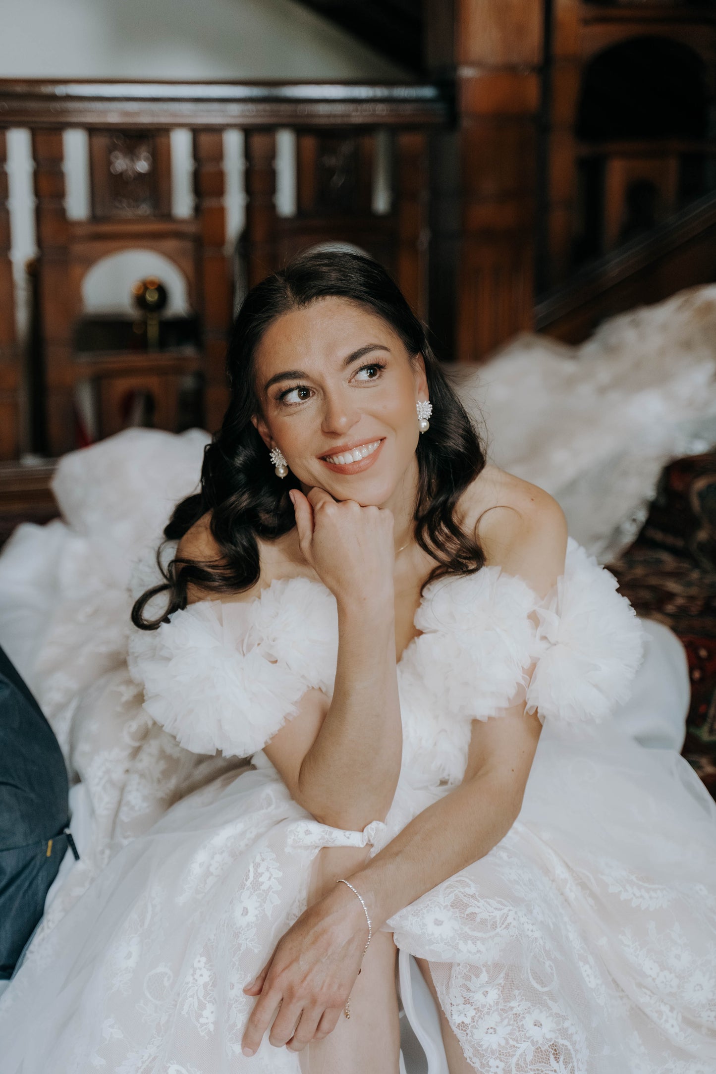 Dora - crystal pearl flower shaped stud and round pearl drop earrings