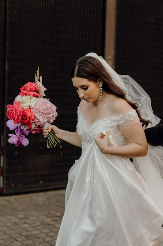 Grace (v2) - pearls tapered cascading flower shaped stud earrings
