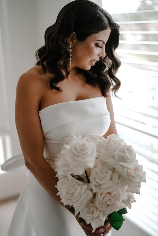 Grace (v2) - pearls tapered cascading flower shaped stud earrings