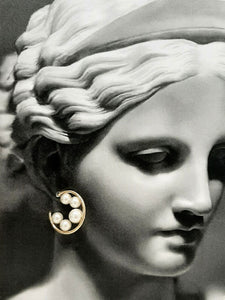 Jolie - round pearls hoop earrings