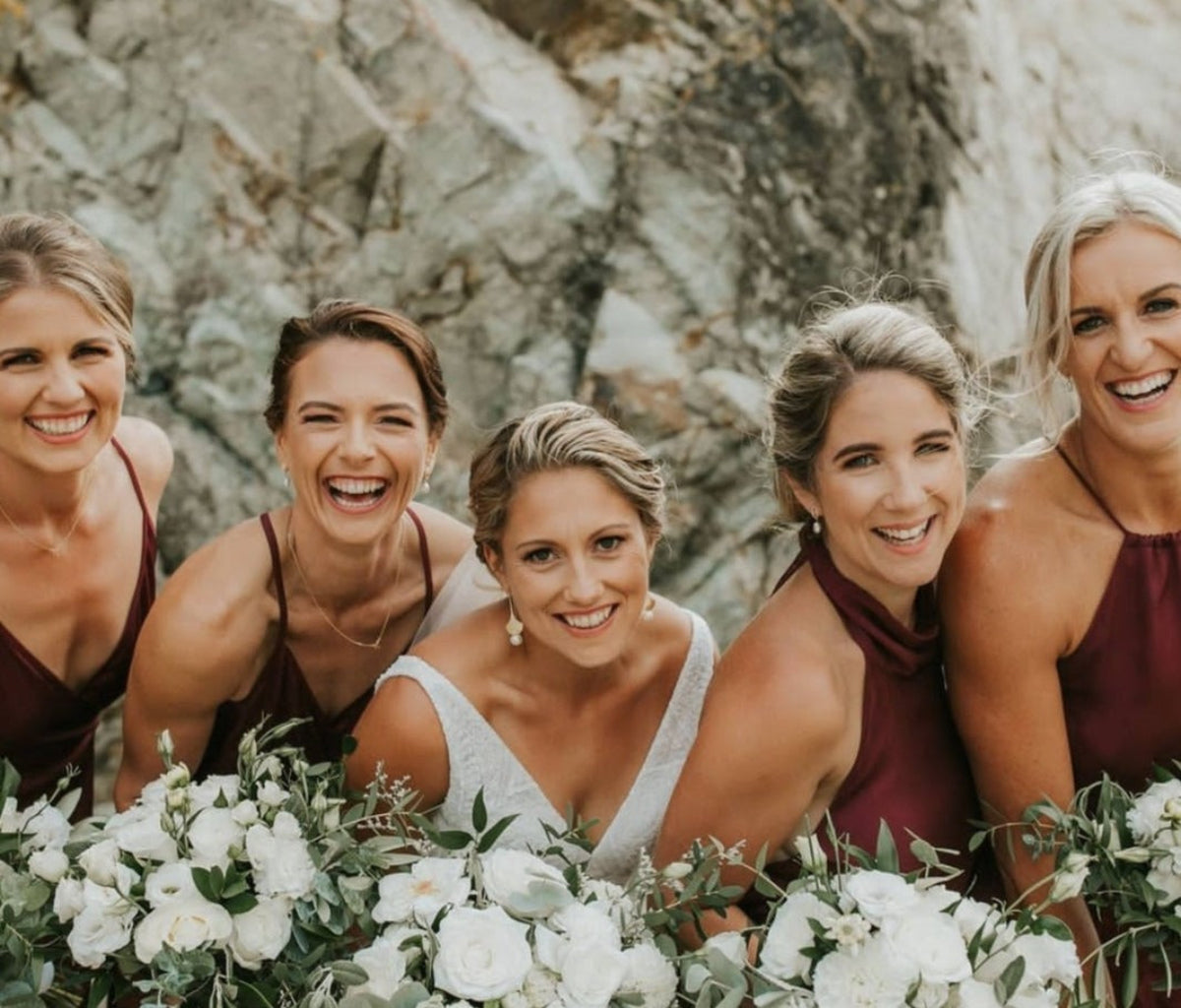 Julia - freshwater pearls drop and gold-tone oval hoop earrings SML