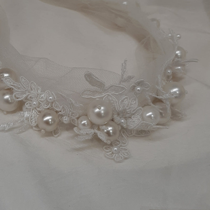 Luciana - round white crystal pearls, tuille and lace headband