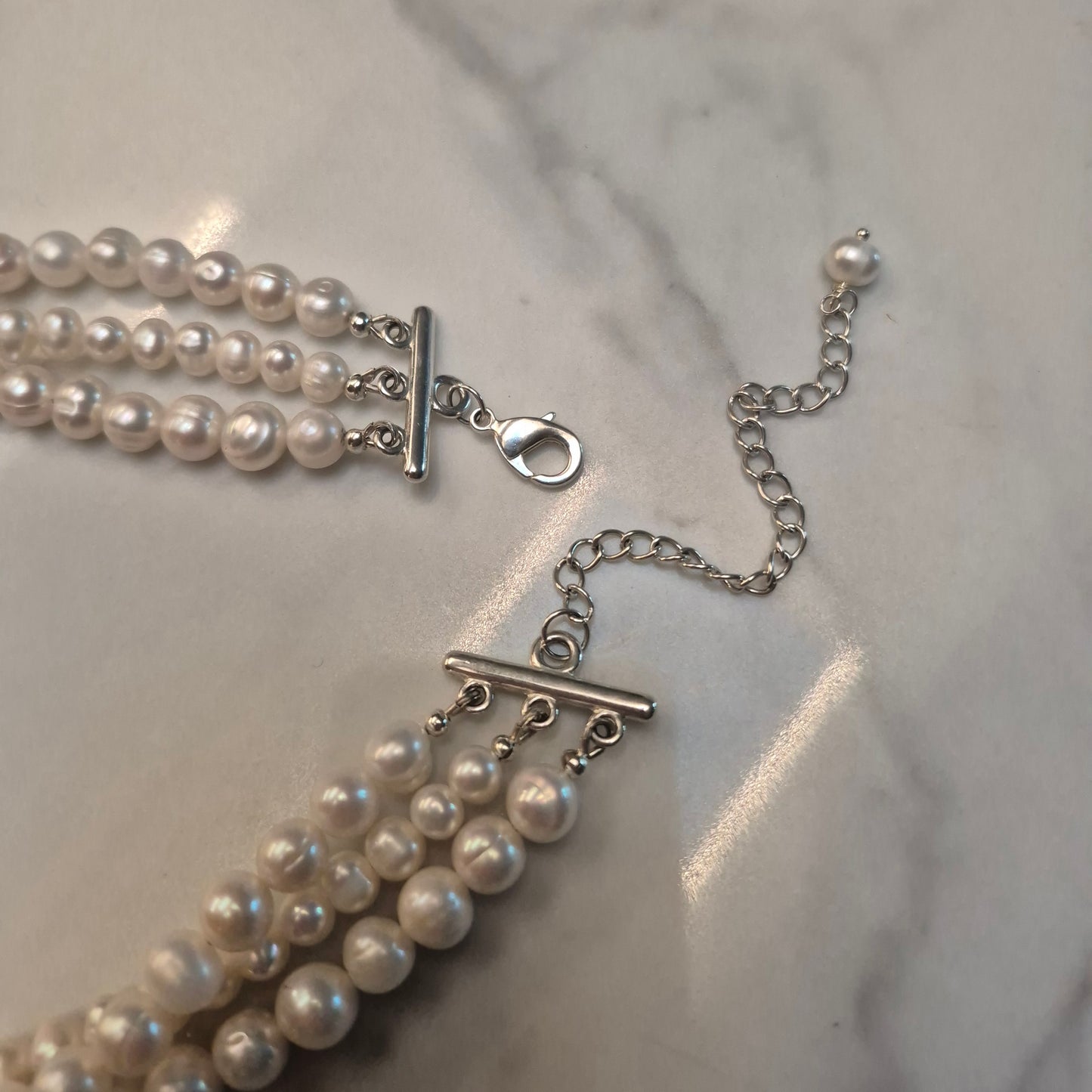 Nadia - natural freshwater pearls three strands necklace