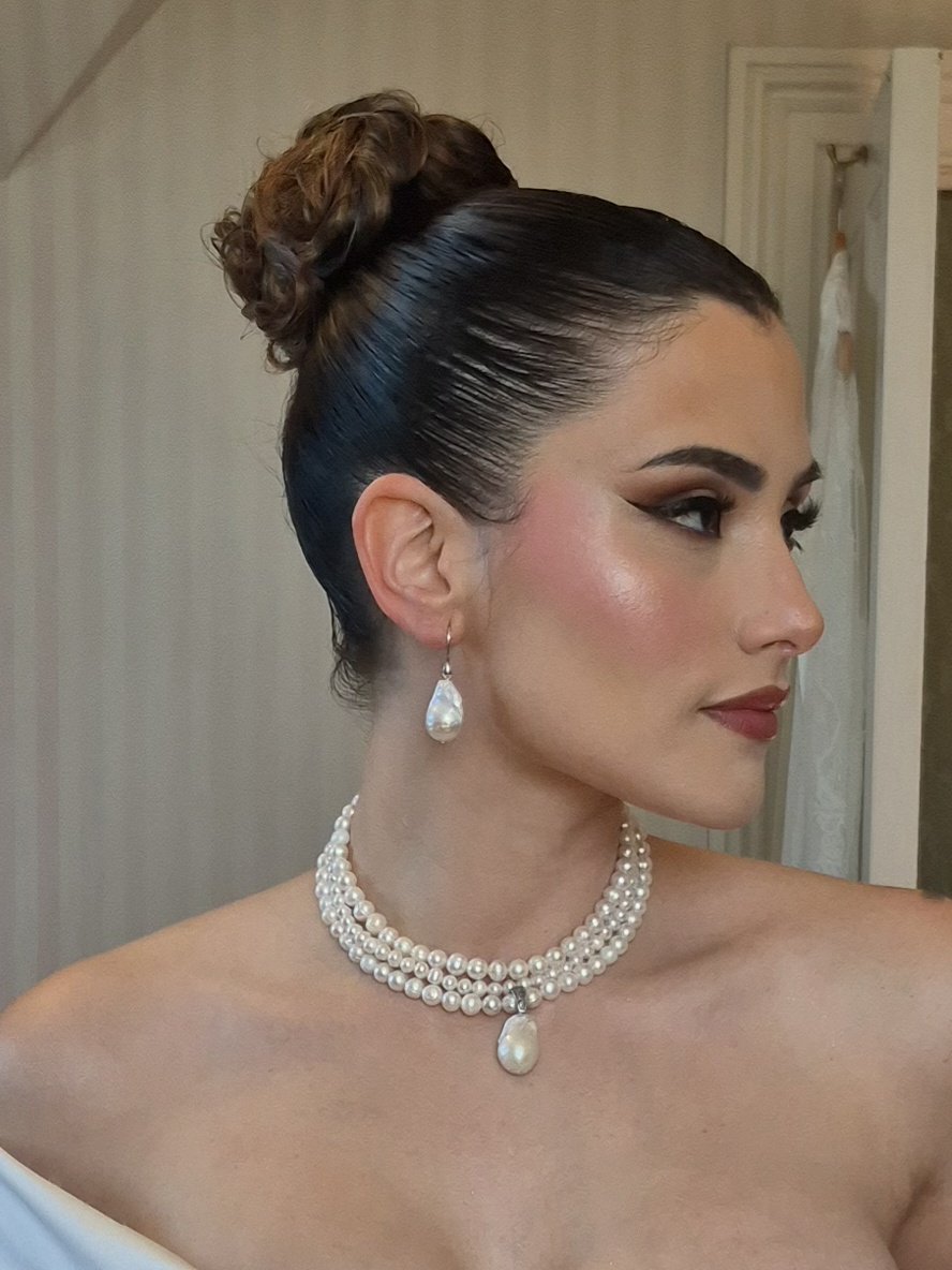 Nadia - natural freshwater pearls three strands necklace