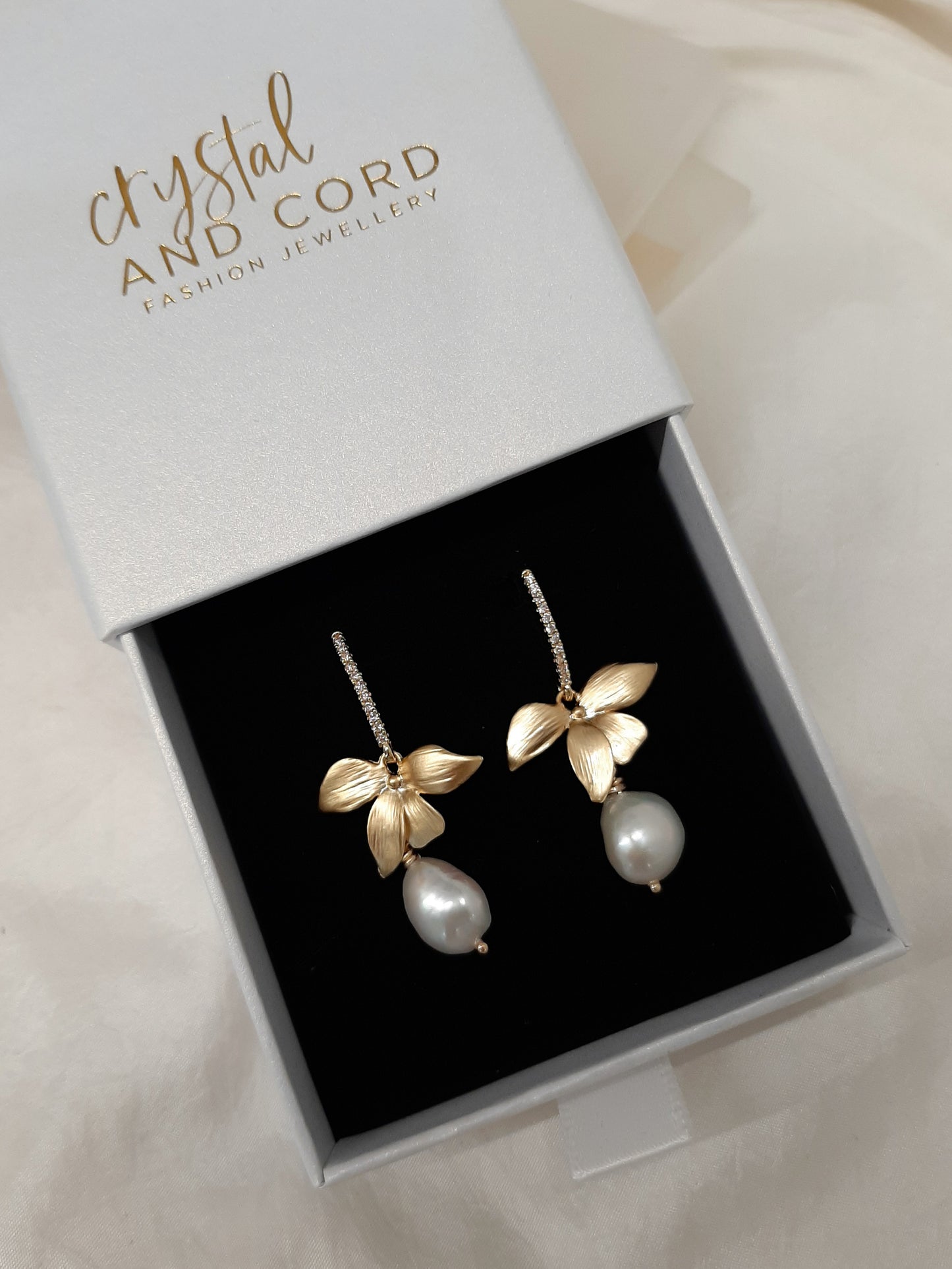 Sarah - freshwater pearls single orchid shaped flower drop earrings
