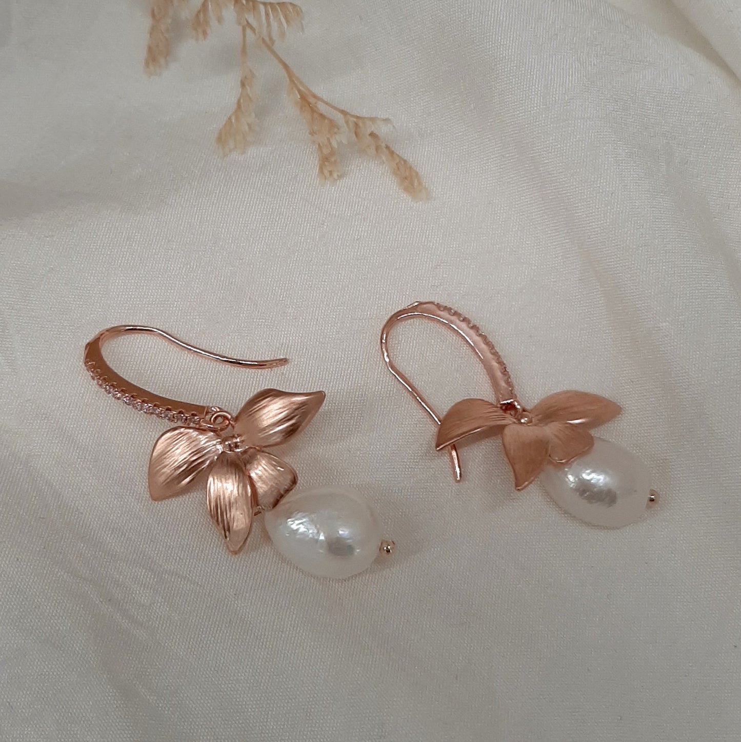 Sarah - freshwater pearls single orchid shaped flower drop earrings