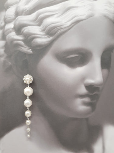 Grace (v2) - pearls tapered cascading flower shaped stud earrings