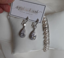 Load image into Gallery viewer, White Swarovski crystal pearls, rhinestone rondelles and sterling silver clasp bracelet and earring SET