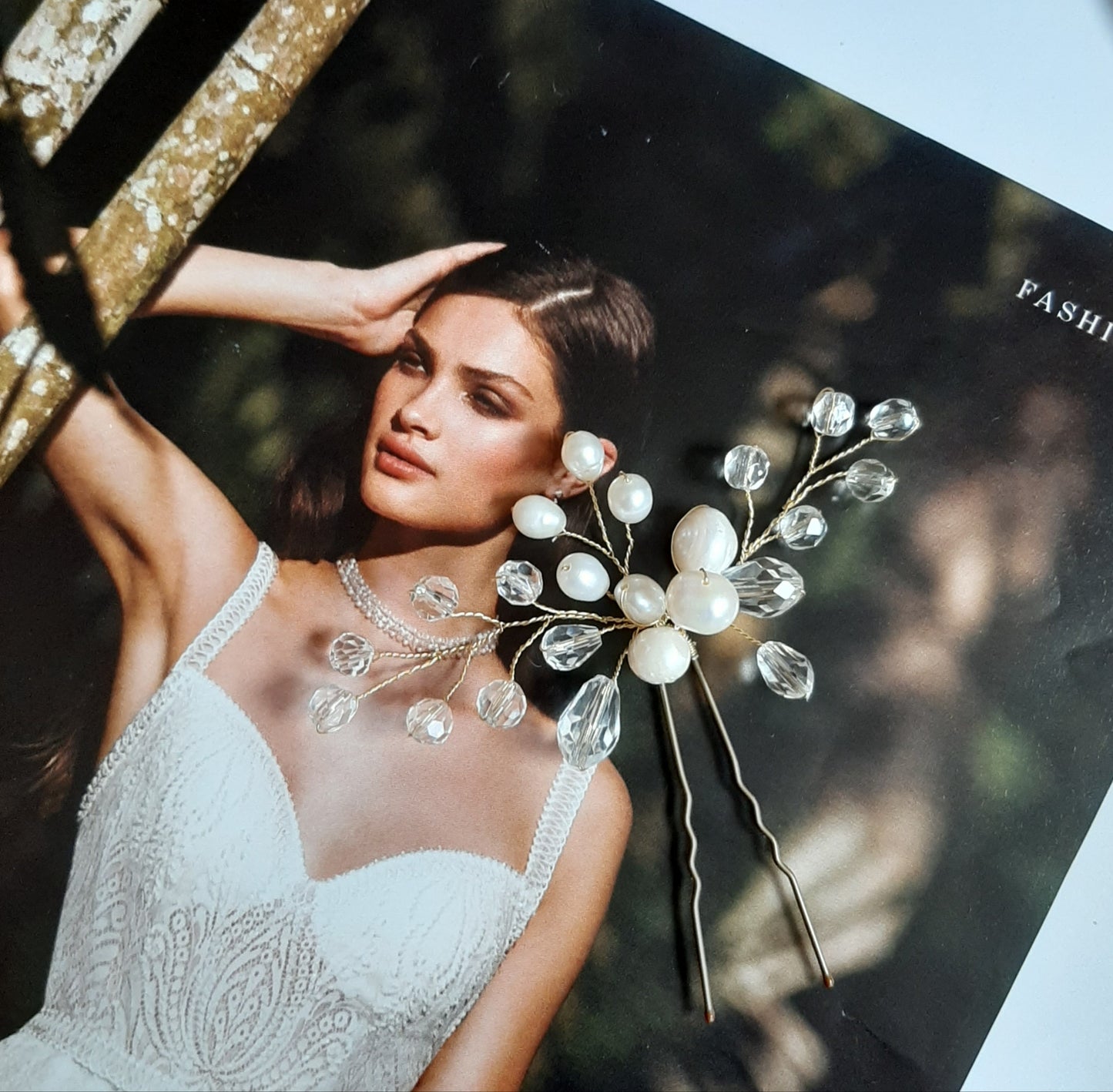 Anna - crystal clear beads and freshwater pearls medium size wedding hair pin