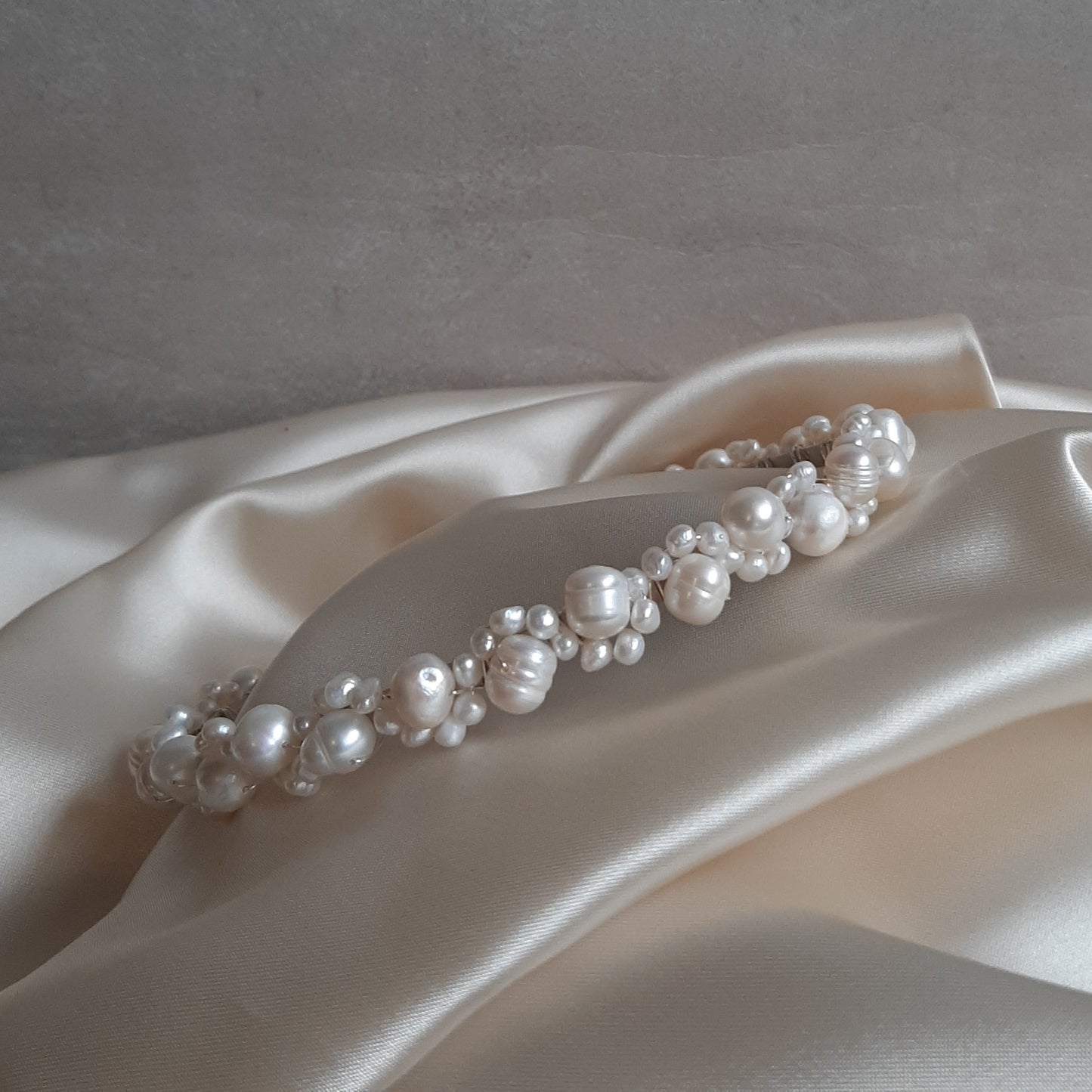 Lacey - freshwater pearls headband woven with silver or gold wires
