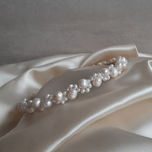 Load image into Gallery viewer, Lacey - freshwater pearls headband woven with silver or gold wires