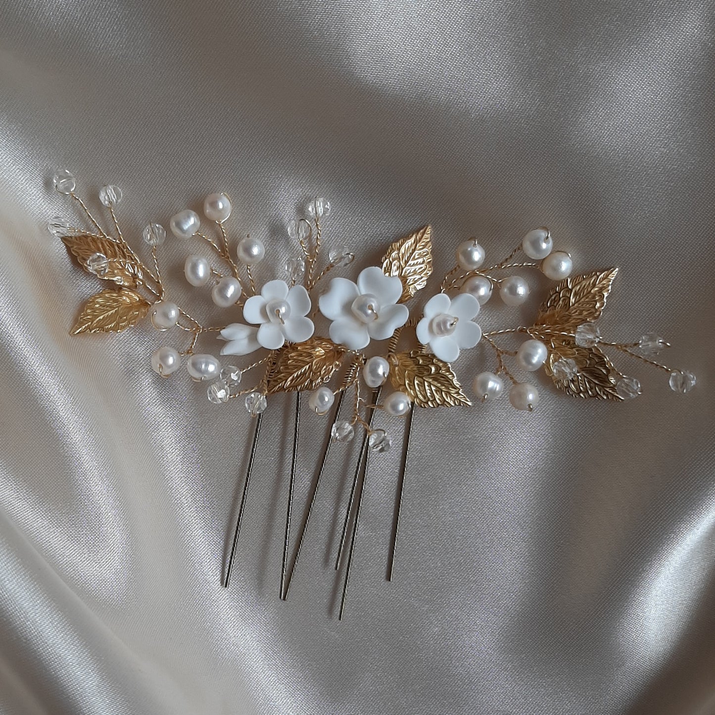 Jasmine - white flowers, freshwater pearls, crystal clear beads and gold or silver leaves hair pins x3
