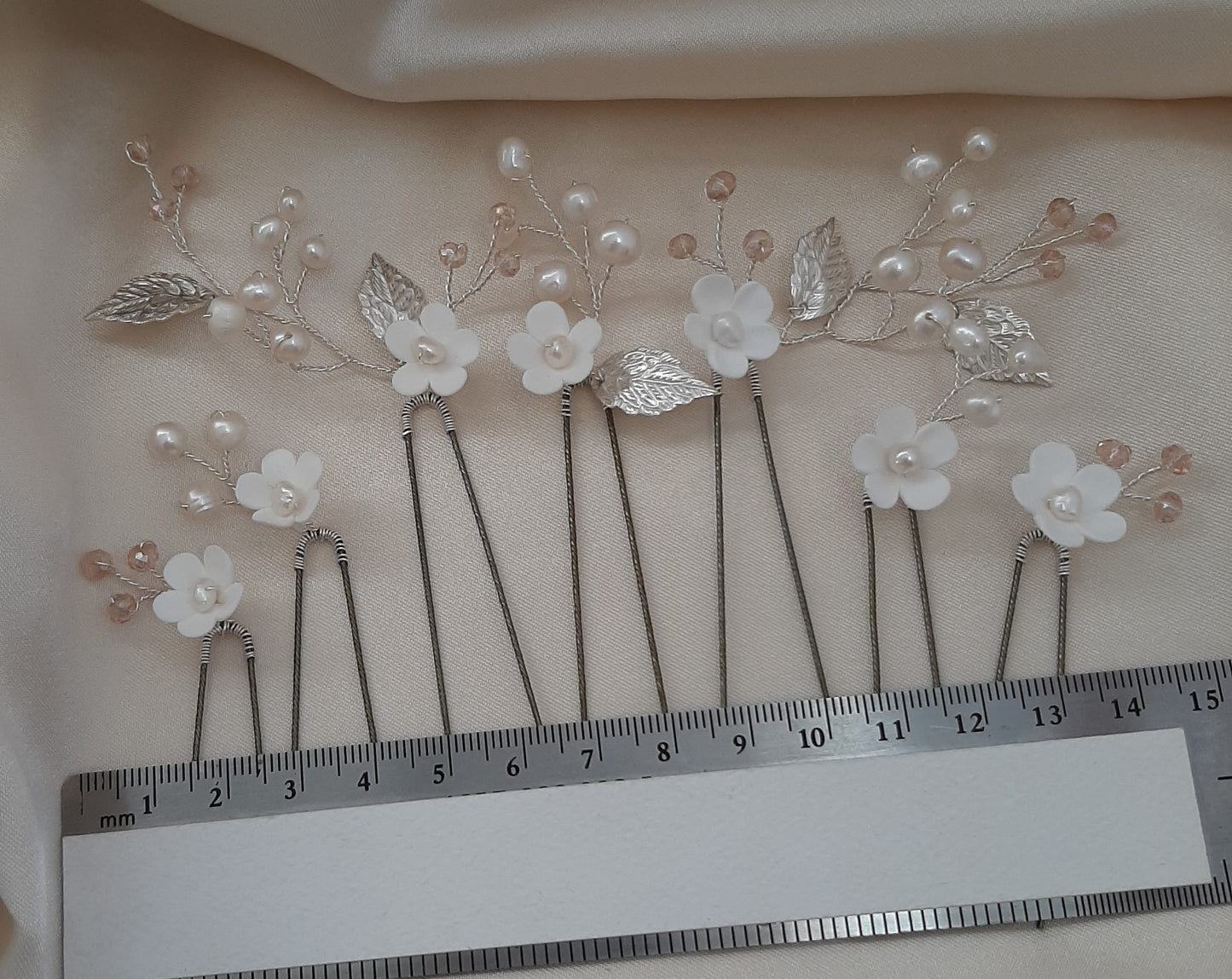 Marguerite - white polymer clay flowers with freshwater pearls and faceted beads HAIR PIN SETS
