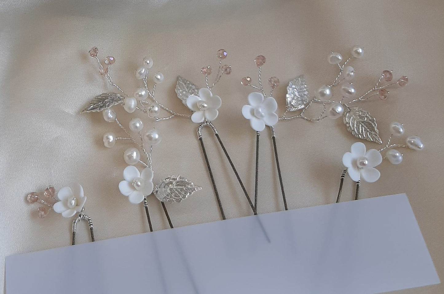 Marguerite - white polymer clay flowers with freshwater pearls and faceted beads HAIR PIN SETS