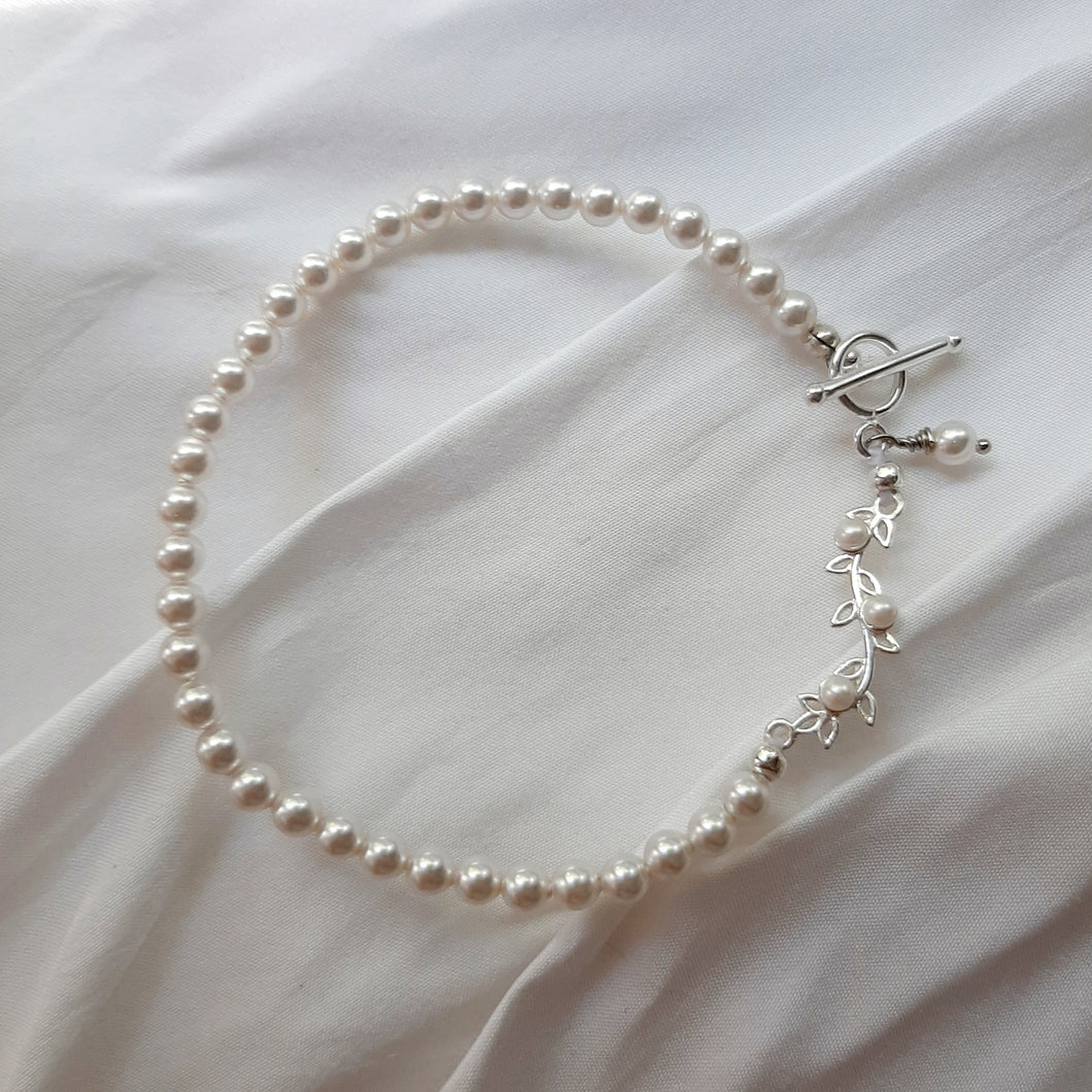 Ivy bracelet - crystal pearls, vine link and sterling silver filled toggle clasp