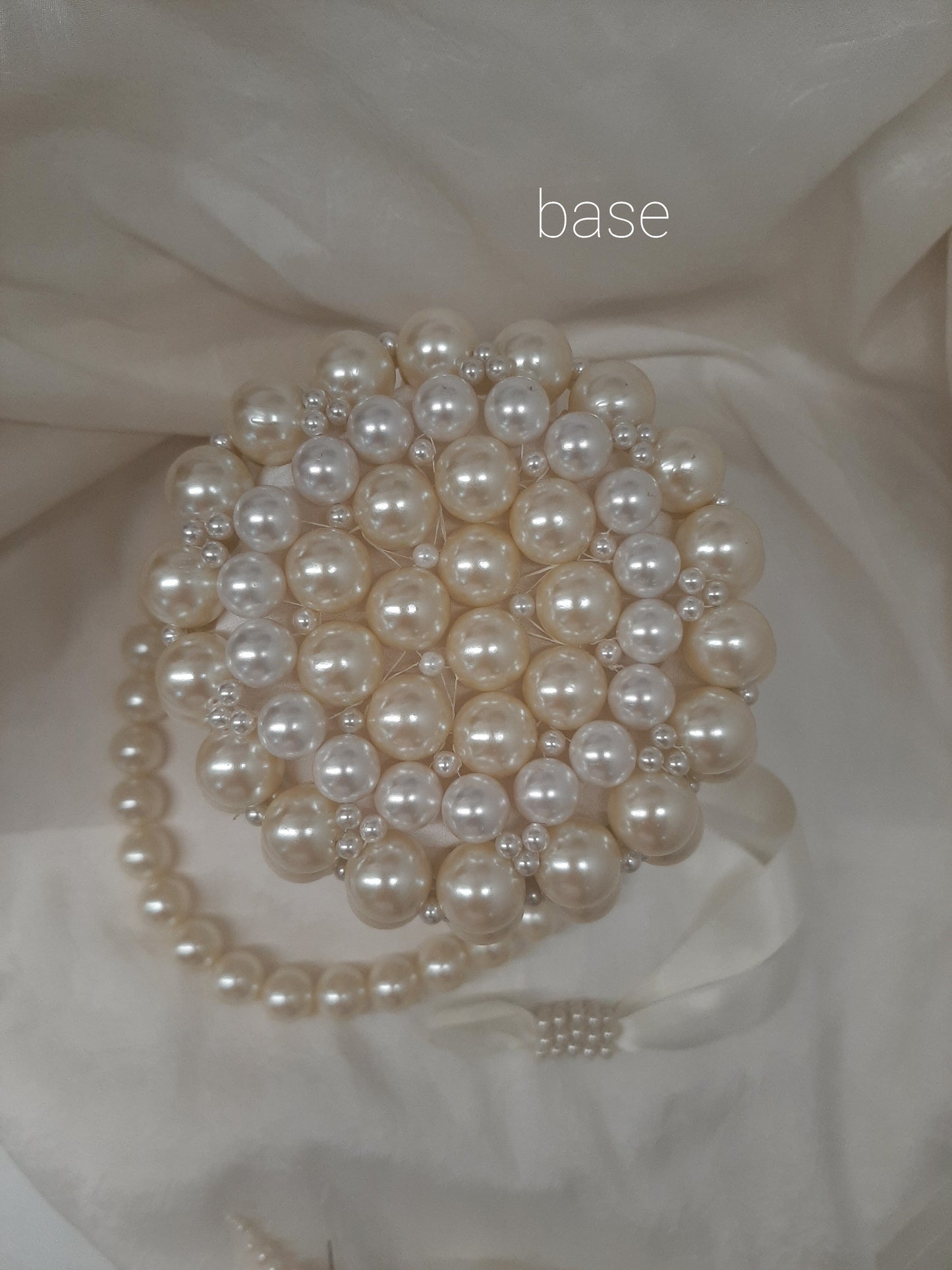 Bianca - lustrous pearls bucket bag with satin drawstring inner