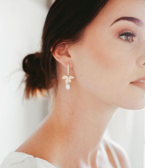 Sarah - freshwater pearls single orchid shaped flower drop earrings