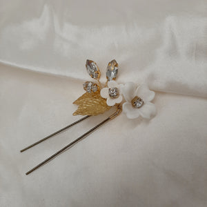 Carolyn - white flowers, cultured freshwater pearls, crystal clear rhinestones and leaves set of two hair pins