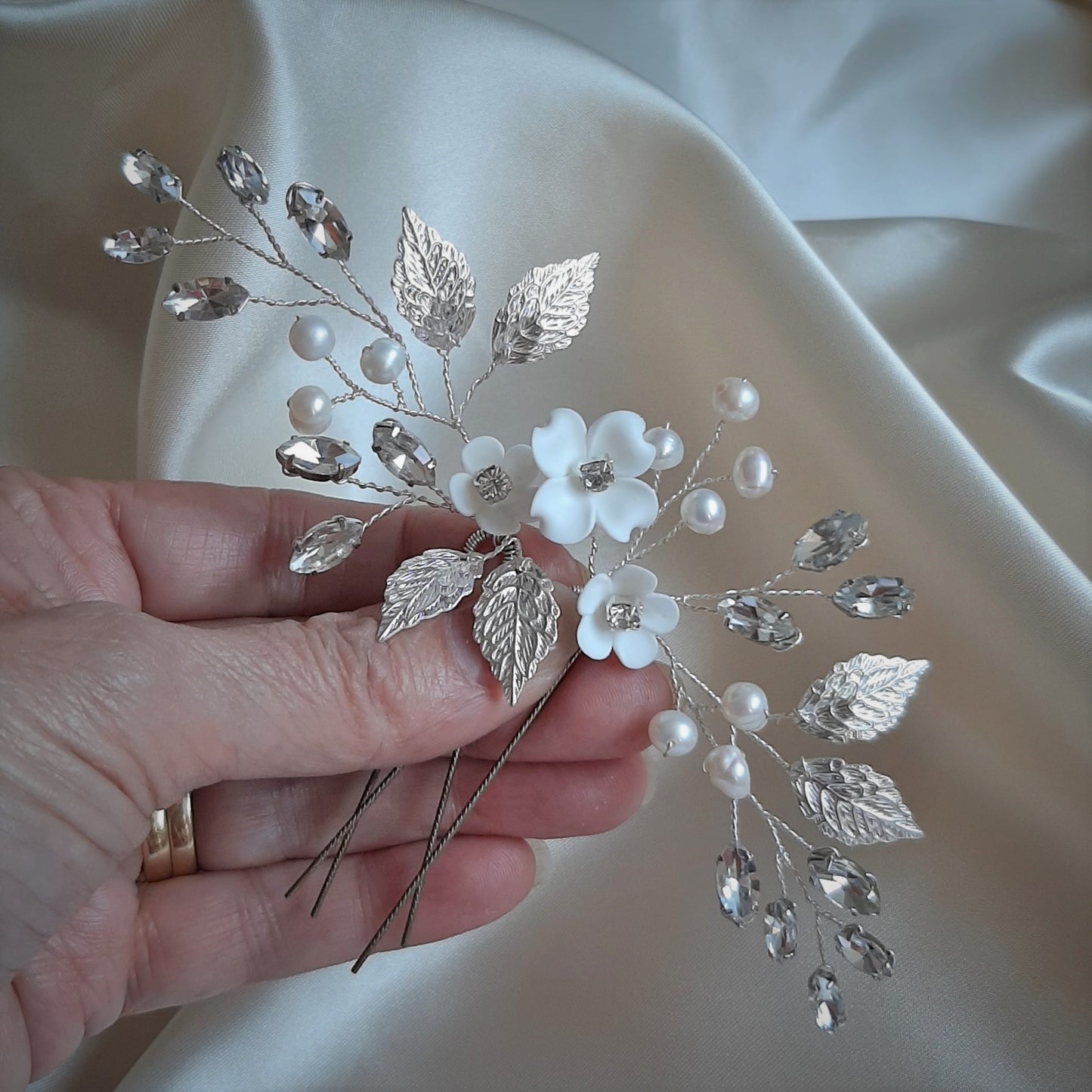 Carolyn - white flowers, cultured freshwater pearls, crystal clear rhinestones and leaves set of two hair pins