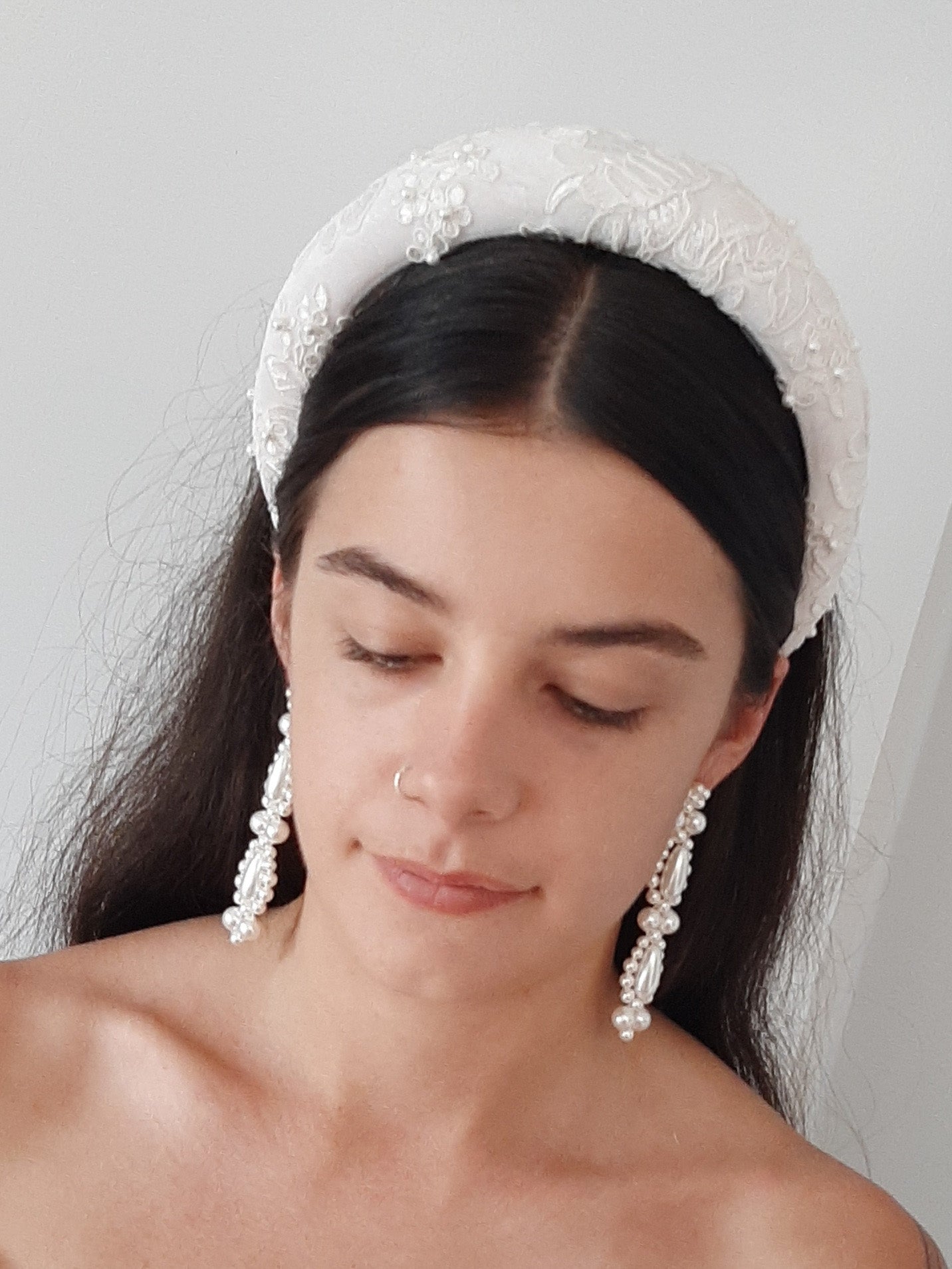 Liara - ivory lace and pearl embellished headband