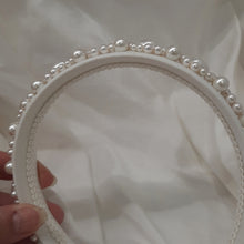 Load image into Gallery viewer, Francesca - white round and pear shaped crystal pearls and wide flat head band