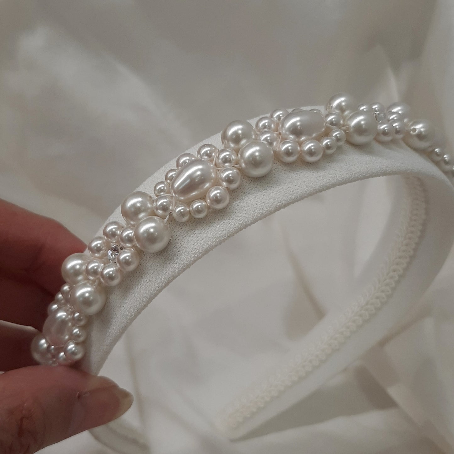 Francesca - white round and pear shaped crystal pearls and wide flat head band