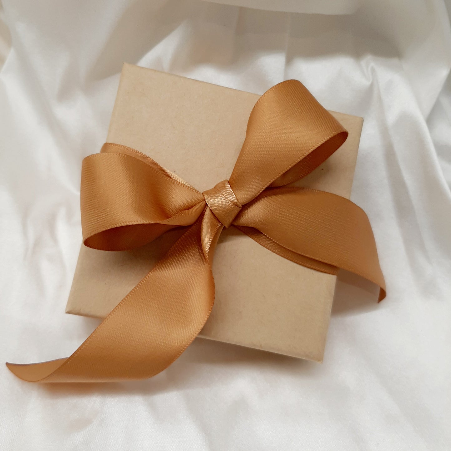 Claudia Special - Blush beige freshwater pearls flower shaped stud hoop earrings