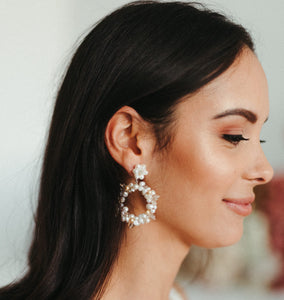 Claudia - Freshwater pearls flower shaped stud and beaded hoop earrings