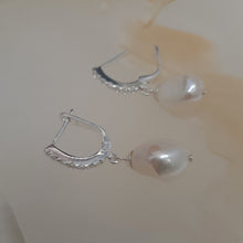 Load image into Gallery viewer, Nora - freshwater pearls sterling silver latchback stud drop earrings