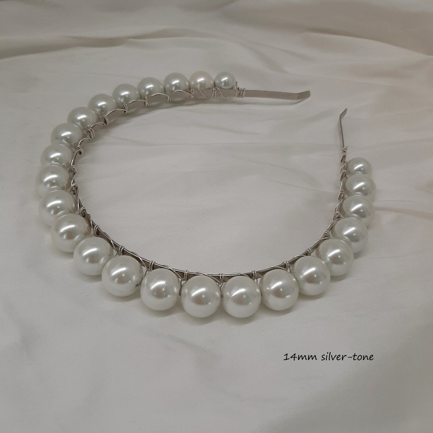 Olivia - shell bead pearls headband in different sizes