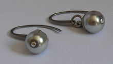 Load image into Gallery viewer, Pearl 10mm round single drop silver-tone earrings