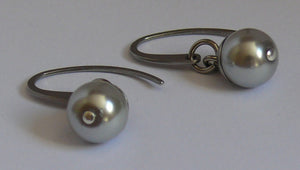 Pearl 10mm round single drop silver-tone earrings