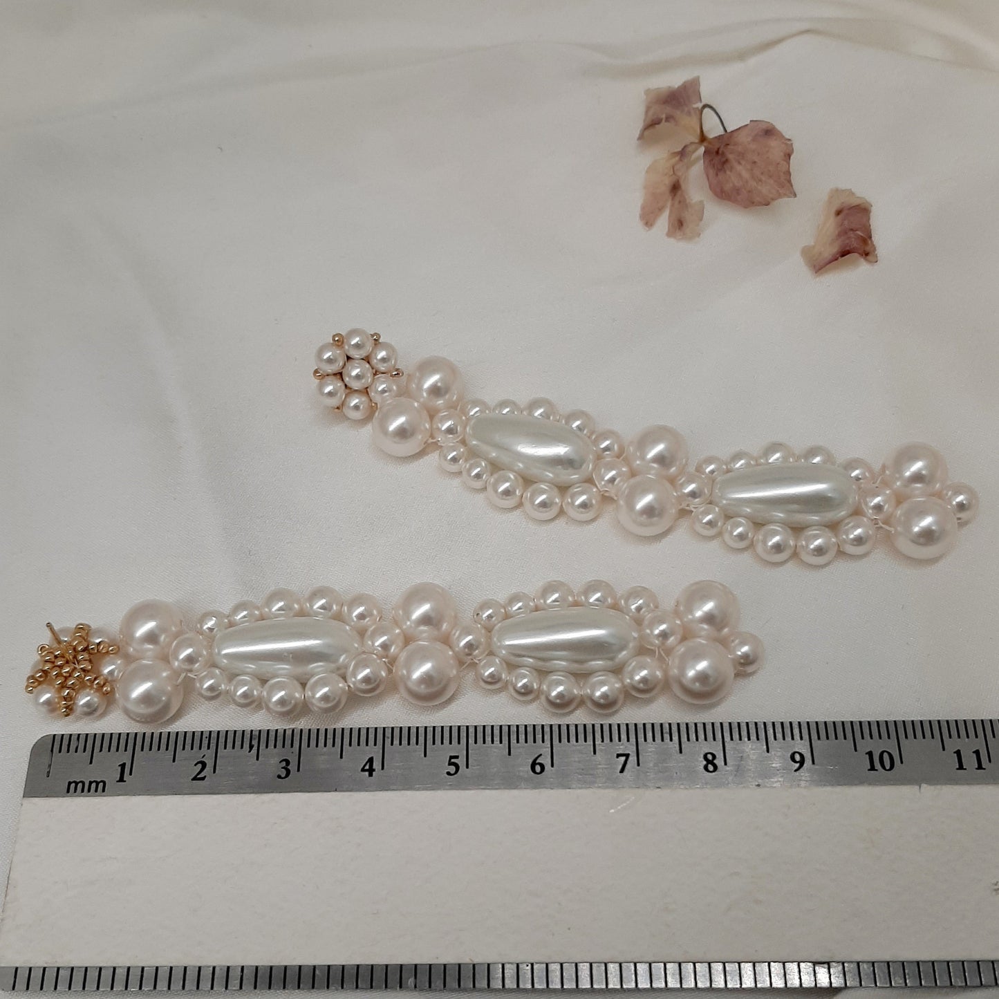 Elizabeth - white round and teardrop shaped crystal pearls cascading stud earrings